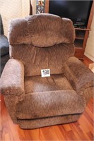 Lazy Boy Recliner (Brown) Like New Condition (R3)