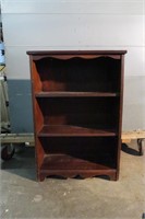 Wood Bookshelf with Scalloped Edges