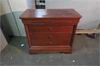 Thomasville Impressions Dresser w/ Mirror