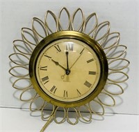 Westclox USA Vintage Wall clock, 11” wide, Works