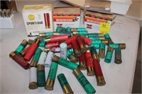 12 ga. Shotgun Shells: Buck Shot, Vintage box full