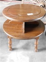 Rd end table