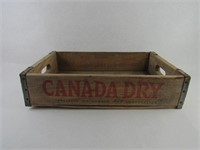 Vintage Wooden Canada Dry Case