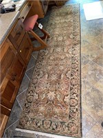 Oriental rug runner 31"x10' w/ felt nonslip backer