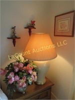 all decor in corner NOT lamp florals shelves w