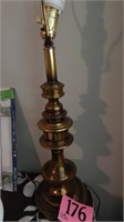 BRASS TABLE LAMP 32 IN