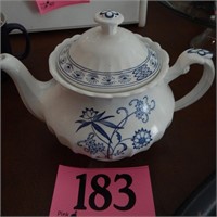STAFFORDSHIRE ENGLAND "BLUE NORDIC" TEAPOT 8 IN