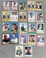 Lot of Barry Bonds Baseball Cards Inc Rookies