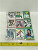 36 hockey cards late 1960s and early 1970s