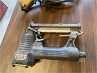 Cambell Hausfeld Pneumatic Staple Gun