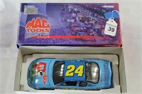 1:24 Scale 2000 Jeff Gordon Peanuts Stock Car