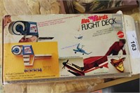 Mattel Hot Birds Flight Deck with 3 Planes
