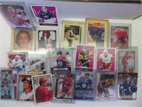 Hockey & Baseball cards Approx 400