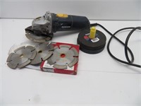 Side grinder with diamond blade cutters
