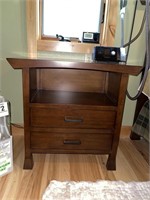 End table w/ 2 drawers Shintu Gump collection ....