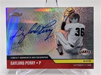 2002 Topps Finest Gaylord Perry AUTO #FMA-GP