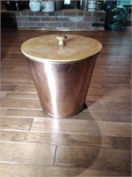 Picking copper trash can with lid