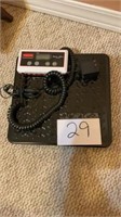 Rubbermaid 400 lb capacity electronic scale
