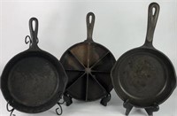Cast Iron Skillets & Cornbread Pan