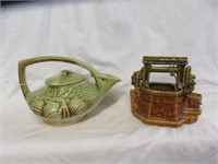 VINTAGE MCCOY TEAPOT AND WISHING WELL 6"T X 10"W