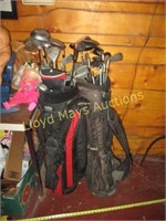 2 Sets Golf Clubs & Accessories