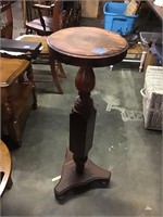 Wood plant stand 11” round x 35” tall