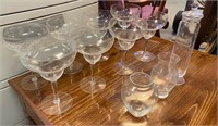 8 Margarita Glasses w/ Matching Vases