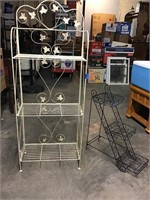 Collapsible wire shelf/metal plant stand