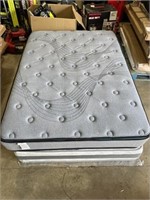 Avenco Queen mattress 12 inch