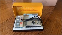Kodak Instamatic 104/Outfit Camera & Box