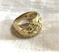 14kt Gold Fashion Ring