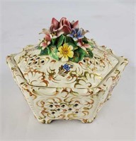 Ornate Covered 7.25" Dish Italy (chipped flowers)