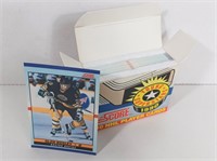 1990 Score NHL Young Superstar Card Set In Box