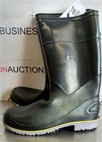 New Onguard Industries Boots