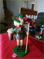 AUTHENTIC STEINBACH SMOKER, MUSICAL FIGURINE