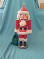 AUTHENTIC ERZGEBIRGE NUTCRACKER SANTA