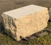 Large landscaping stone/boulder 43"x24"x24"