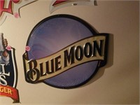 REPRODUCTION "BLUE MOON " WALL SIGN
