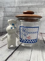 Pillsberry doughboy cookie jar has chip on rim