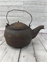 Vintage Cast kettle