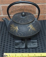 Teavana 21oz Gold Fish iron teapot & warmer