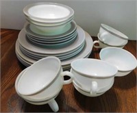 1953 Pyrex Dove Gray dinnerware: 4 dinner plates -
