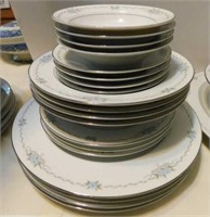 Style House "Corsage" China: Service for four -