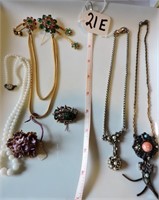 Antique Early 1900s Necklace & Pin Lot