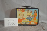 VINTAGE 1969 FAMILY AFFAIR LUNCHBOX  NO THERMOS