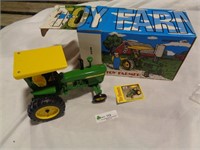 Toy Farmer JD 4010 Diesel Tractor
