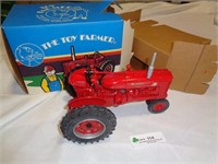 Toy Farmer Farmall MTA Tractor