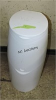 Diaper Pail/Genine - Unused