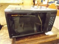Sharpe Carousel Microwave -- Works