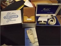 (2) Vintage Electric Shavers  - Norelco/Craftsman